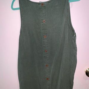 Army green tank